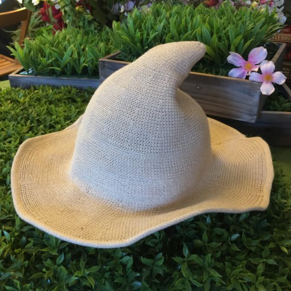 Sorcerous Cream Hat